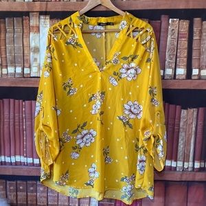 Cure yellow floral blouse‎ 1X